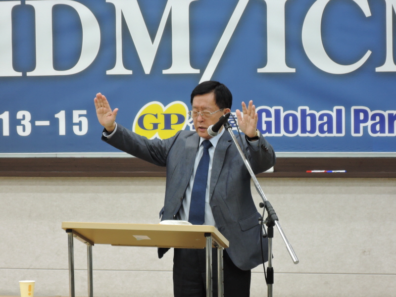 개회예배축도-안성원.JPG